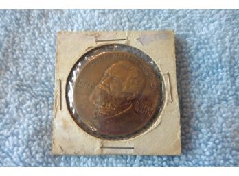 (#A28) Vintage CYRUS HALL McCORMICK International Harvester Inventor Of The Reaper Coin