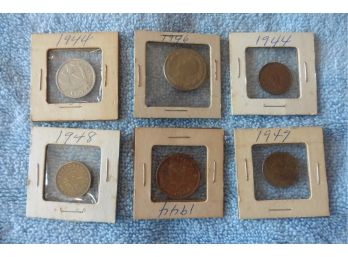(#A24) Lot Of International Coins From The 1940's Ecuador Hong Kong Mexico France
