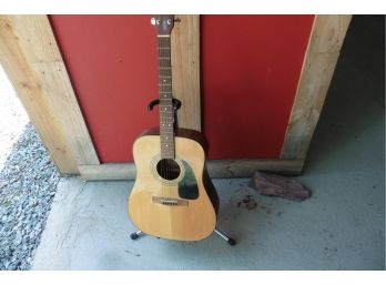 Guitar Fender With Stand