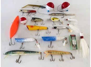 Lot Of Vintage Fishing Lures- Different Sizes, Materials-various Conditions- Please See All Pictures