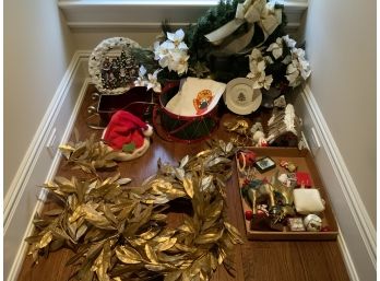 Christmas Lot #1 ~ White Poinsettias, Wreath, Stockings & More ~