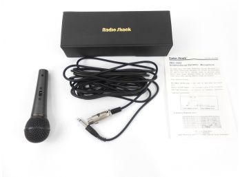 Microphone - Radio Shack PRO-3004 Unidirectional Dynamic Mic