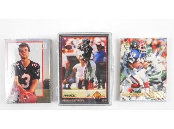 Cards - FOOTBALL - 3 Packs (1992 And 1993)