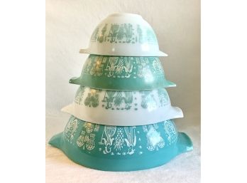 Set Of Nesting Pyrex Cinderella Mixing Bowls - Butterprint Pattern