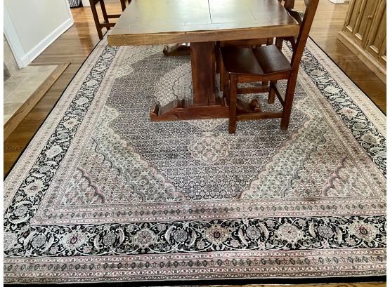 8'7' X 11' 10' Persian Wool & Silk Carpet With A Teardrop/medallion Center