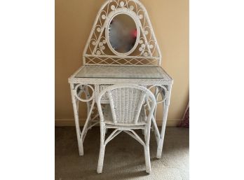 White Wicker Vanity And Chair