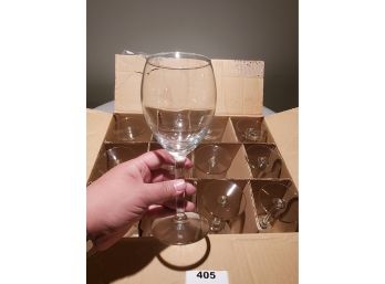 12 Oneida Wine Glasses