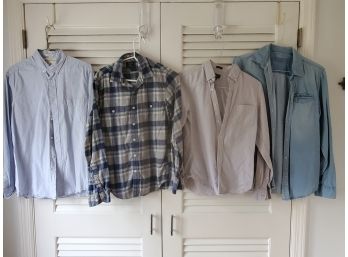 Men's Size Small Casual Button Down Shirts