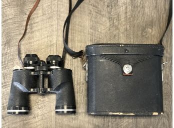 Vintage Binoculars With Carrying Case And Leather Carrying Strap