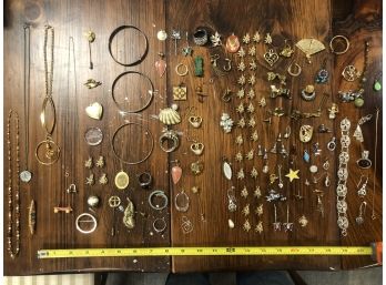 Lot Of Jewelry: Earrings, Crystals, Pins, Pendants, Chains, Necklaces! ET
