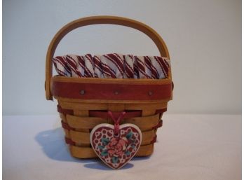 1995 Longaberger Sweet Sentiments ' Sweetheart Collection' Basket With Liner, Protector, And Tie On