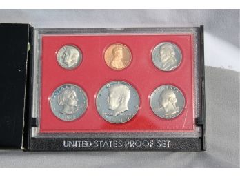 1980 U.S. Proof Set - Excellent - Susan B. Anthony Dollar Coin