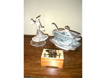 Lot: Venetian Glass Figure, Hummel Music Box, Small Sauce Server With Underplate And Ladle