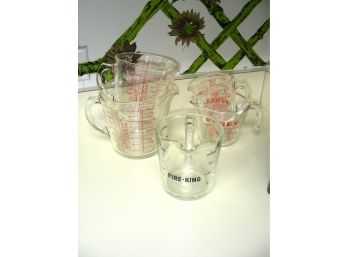 Glass Measuring Cups: Pyrex And Fire King