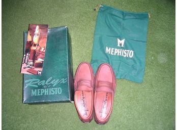Pair Of Mephisto Men's Brown Loafers, Size 9.5, With Box And Shoe Cover Bag
