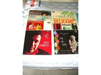 Lot Of 8 Record Albums, 33LPs