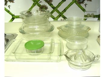 Pyrex, Fire King, Reamer - 20 Pieces Including Lids