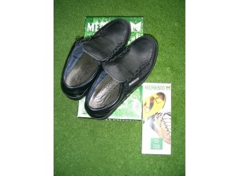 Pair Of Mephisto Men's Black Walking Shoes, Size 9.5, With Box And Shoe Cover Bag