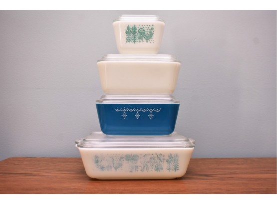 Vintage Pyrex Bakeware With Lids