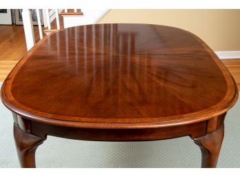 Beautiful Mahogany Dining Table With Inlay And Protective Pads