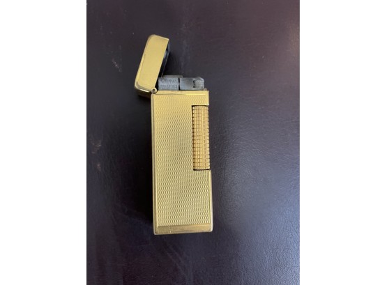 Vintage Gold Plated  Dunhill Lighter . Working Condition