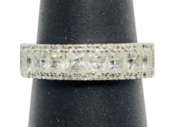 Sparkly Crystal Band Ring Size 7