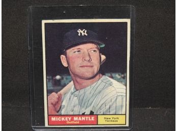1961 Topps Mickey Mantle Baseball Card SEE DESCRIPTION
