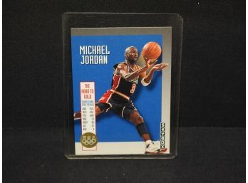 Rare Short Print 1992 Skybox Michael Jordan Olympic Basketball Card