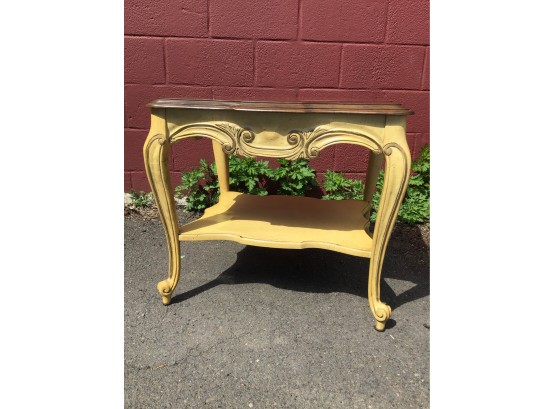 Vintage French Provincial End Table (1 Of 2) (HAMDEN PICKUP)
