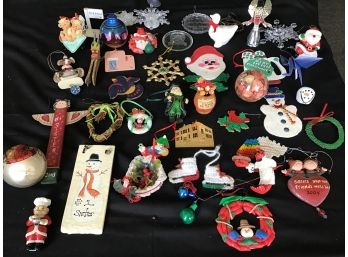 44 Piece Holiday Decorations Ornaments