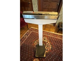 A VINTAGE HEALTHOMETER DOCTOR'S SCALE 36' TALL