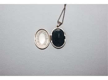 925 Locket Pendant With 925 Chain