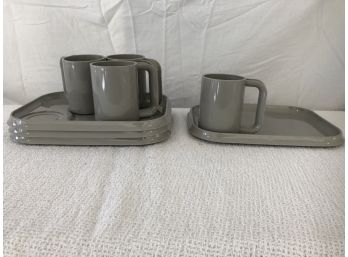 Vintage Plastic Plates And Cups