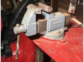 Commercial COLUMBIAN Bench Vise - Made In Cleveland Ohio - USA - Old Workhorse - Not Made Like This Anymore