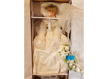 New Ashton Drake 'The People's Princess Commemorative Bride Doll' With COA