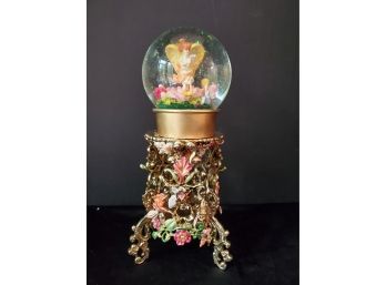 New Kirks Folly Water Wishing Globes Angel With Yellow Wings On Dramatic Stand