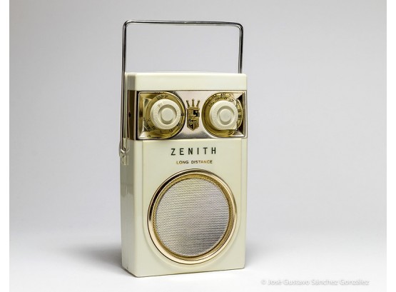 Zenith Royal 500, Long Distance Tubeless-All- Transistor, Circa 1957