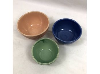 Vintage Ceramic Nesting Bowls, 3 Pieces