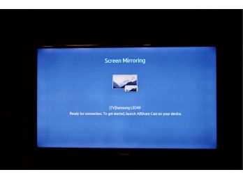 SAMSUNG TV LED 40 Inch Smart TV With Remote 1 Of 2