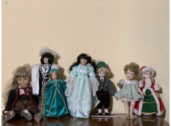 Vintage Lot Of 7 Dolls