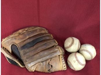 Lot Of Three Left Handed Leather Baseball Gloves And Three Baseballs