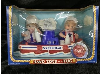 Rare Vintage Two Tots In A Tug Plastic Pull Toy By Lovee Doll & Toy Company.