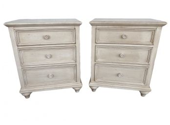 Pair Of Ethan Allen New Country 3-Drawer Nightstands