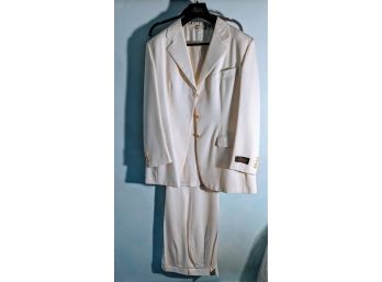 Stunning Brand New Belvest Ivory Women's Suit Hand Tailored In Italy For Damiani  Size 50R (Italian)