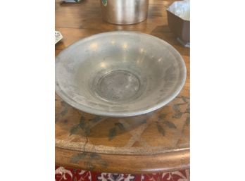 Large Woodbury Pewter Bowl