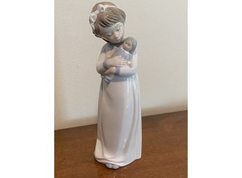 Vintage NAO BY LLARDO Girl With Doll Porcelain Figurine