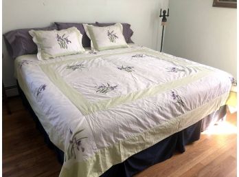 Lilac King Sized Set, Blanket Pillow Cases And Shams, 6 Pieces