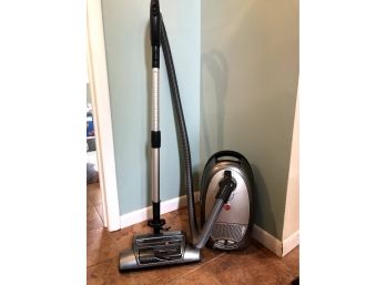 Hoover Hepa Windtunnel Canister Vacuum S3670