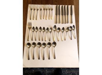 Vintage Collection Of Community Plate Silver Plate Flatware, 33 Pieces