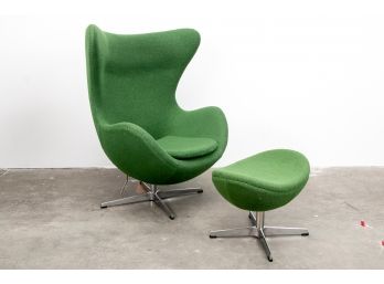 (57) Arne Jacobson Fleece Green Egg Chair Reproduction